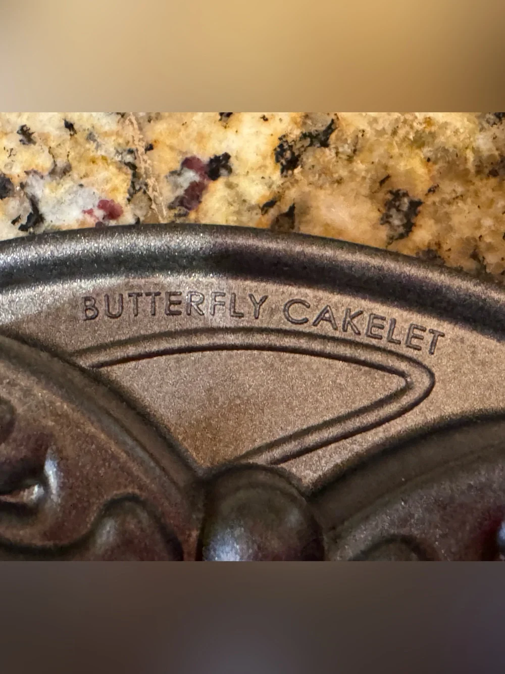 Nordicware Butterfly Cakelet 6 Portion/ 3 Cup  Heavy Duty Cast Pan